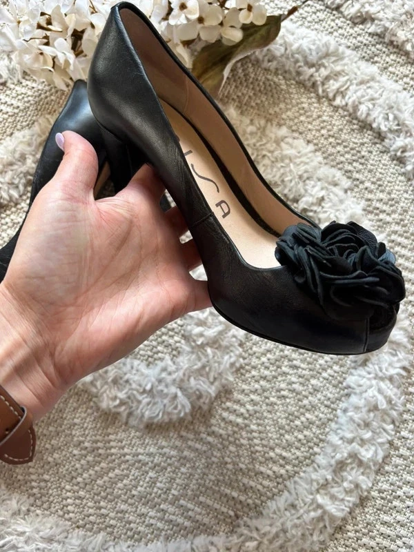 Unisa zwart leren pumps maat 36 elegant comfortabele hakken zeer goede staat stijl en elegantie – photo 4